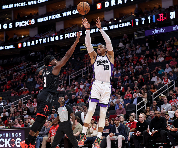 kaiyun-一度领先36分!申京26+13+11创三纪录 休媒:怪物一般的三双贡献